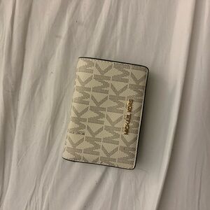 Michael Kors Cream and Gold Card Holder
